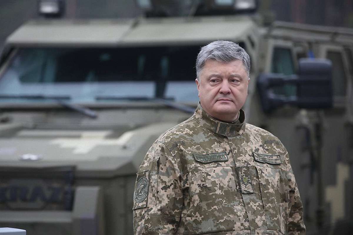 Петро Порошенко запропонував відновити спеціальні військові суди