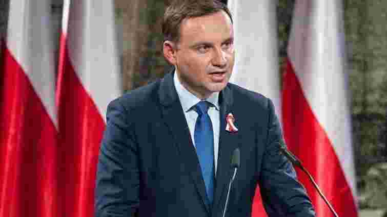 Президент Польщі вимагає рішучих дій у відповідь на обстріл консульства в Луцьку