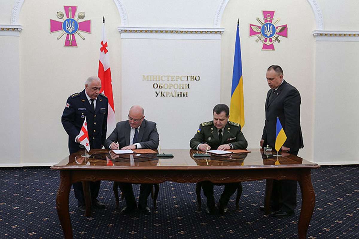 Міністри оборони України та Грузії підписали спільну заяву про військову співпрацю