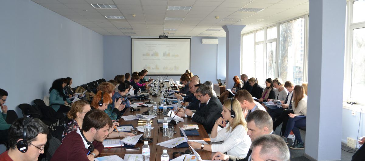 Лише 5% переселенців зі сходу України знайшли роботу за новим місцем проживання