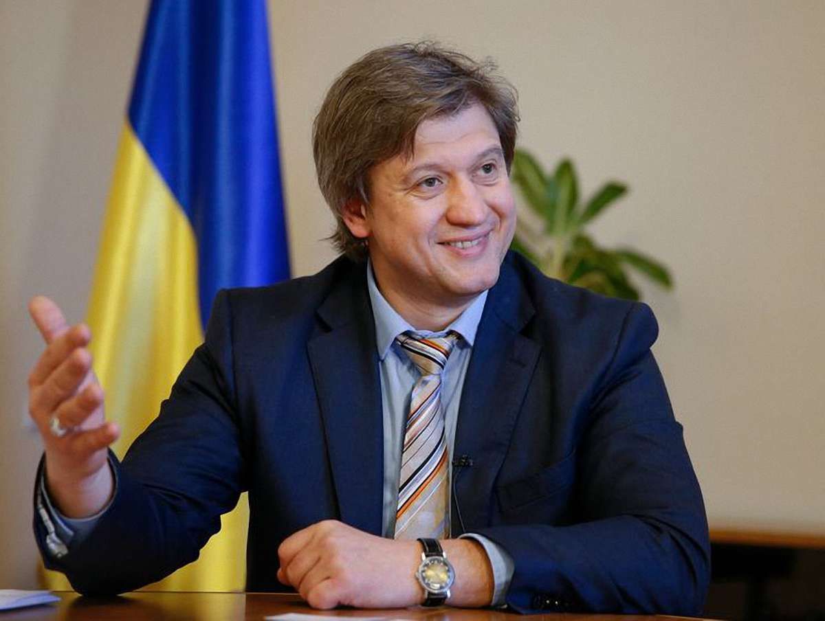 Міністр фінансів задекларував понад ₴2 млн і афонську ікону