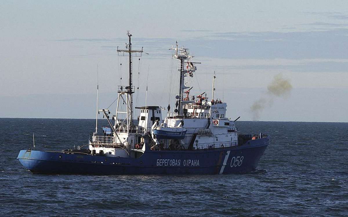 В акваторії Криму ФСБ затримала українське рибальське судно