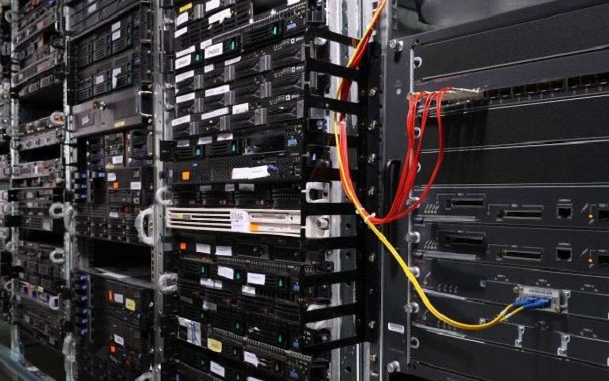 СБУ виявила несанкціонований доступ до мережі Державної міграційної служби