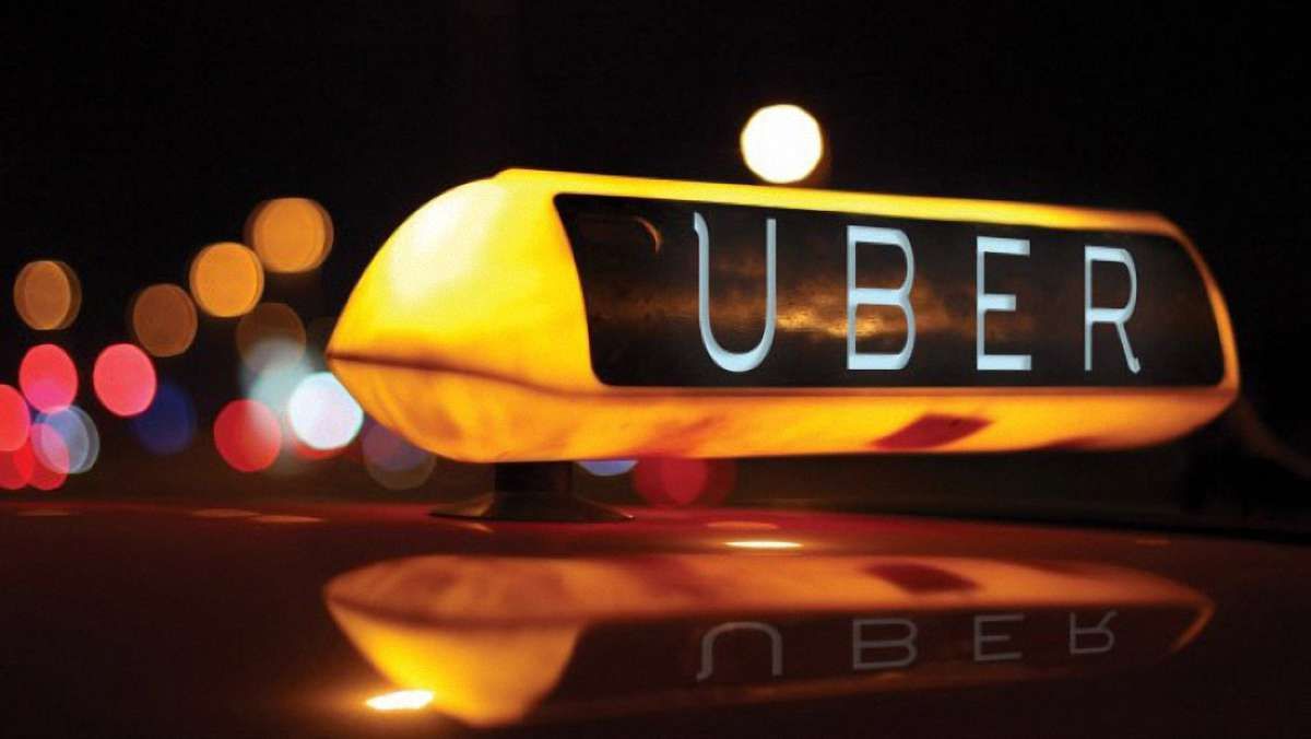 Uber майже вдвічі підняв мінімальний тариф на таксі у Львові