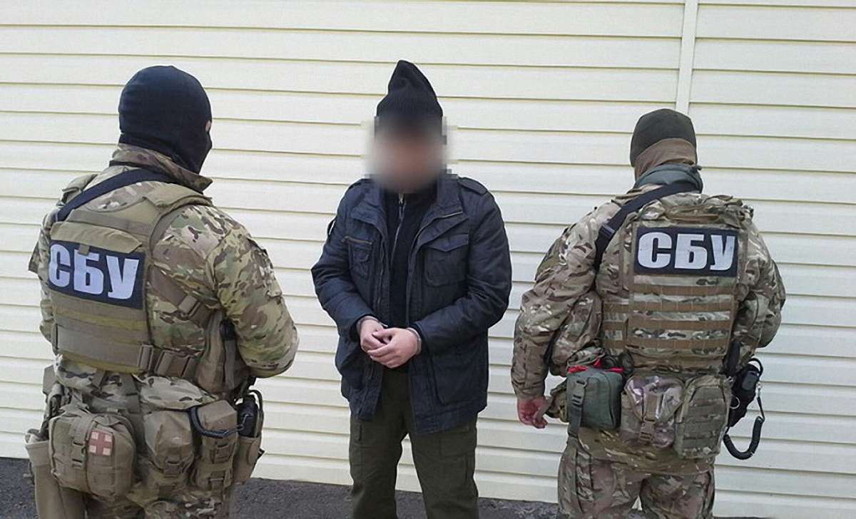 На Хмельниччині затримали наркоторгівців, які залучили до «бізнесу» малолітніх дітей