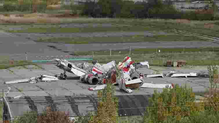 Міноборони Польщі заявило, що літак Качинського розвалився в повітрі