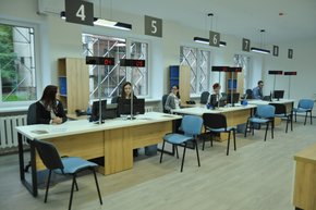 Львівські ЦНАПи припинили видачу паспортів на невизначений термін