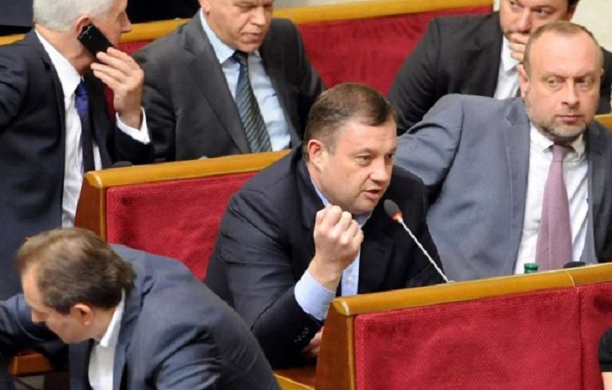 Ярослав Дубневич попався на «кнопкодавстві» у Верховній Раді