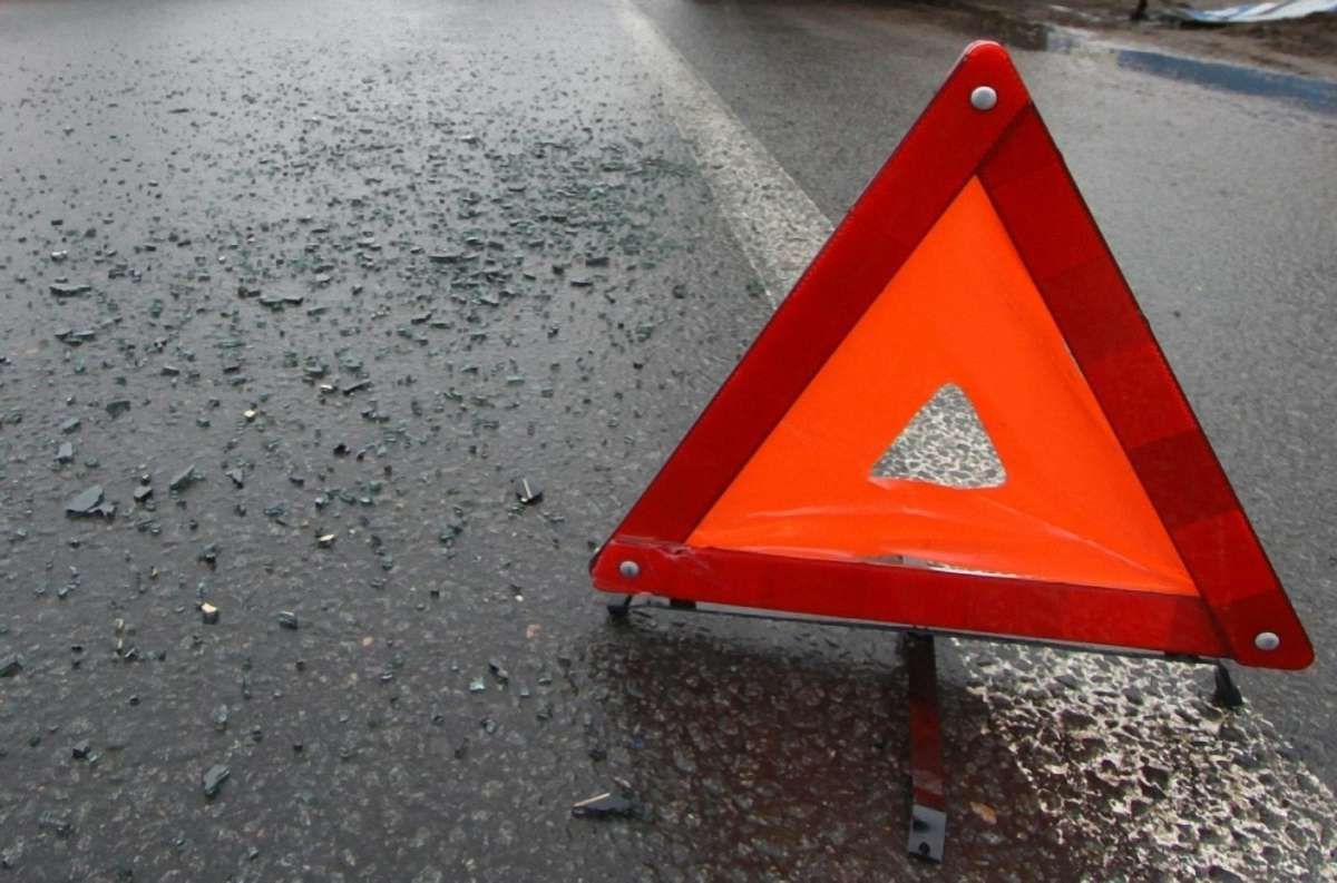 За добу на Львівщині двоє людей потрапили під колеса автомобілів