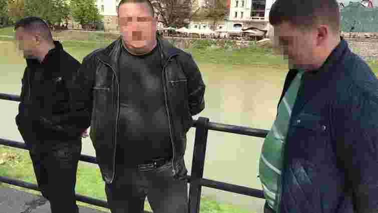 У Закарпатській області на хабарі затримали трьох працівників Державної фіскальної служби