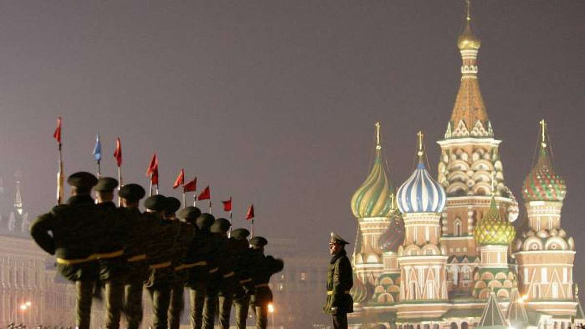 Російська мова втрачає вплив у пострадянських державах, - Financial Times