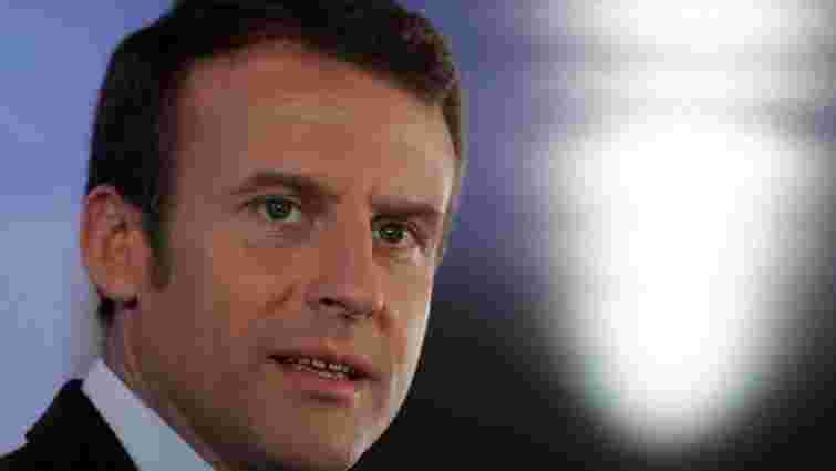 Лідер президентських перегонів у Франції пообіцяв домогтися поваги від Путіна