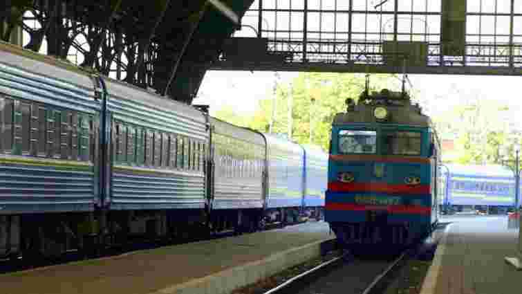 На вихідні «Укрзалізниця» призначила два додаткові поїзди з Києва у західному напрямку