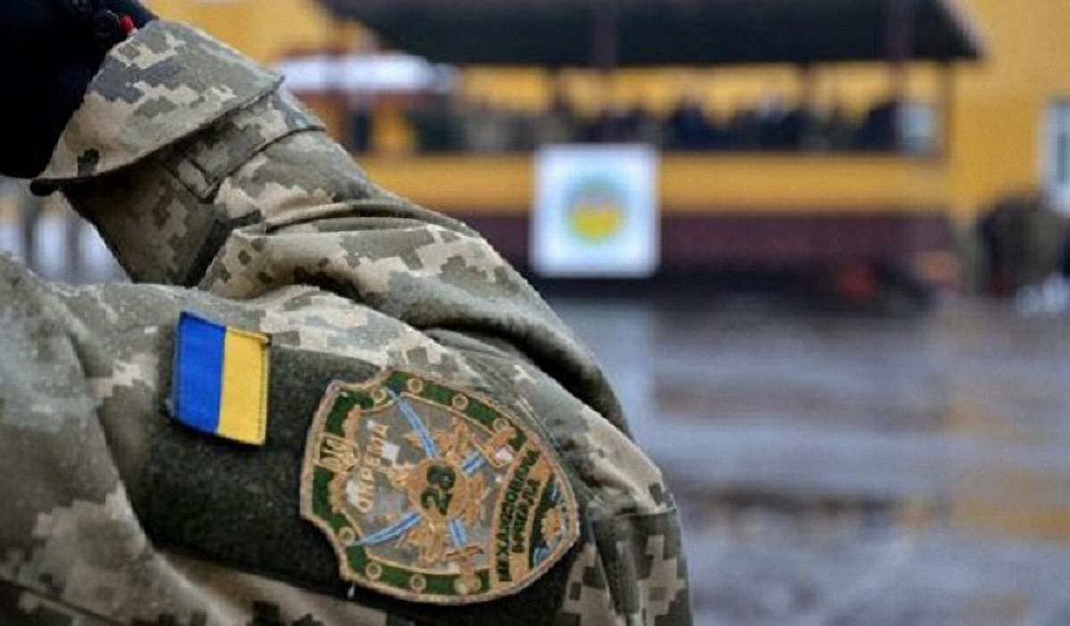 На Яворівському полігоні сержант зарізав військову фельдшерку
