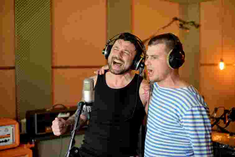 Кіборг та фронтмен гурту Kozak System разом записали пісню