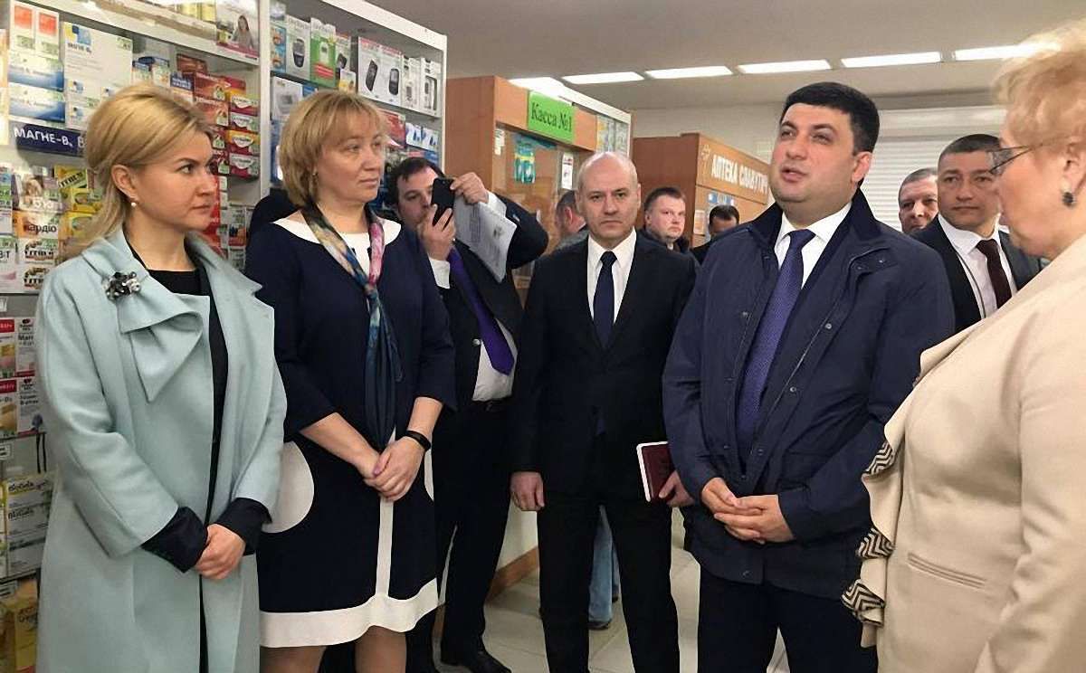 Володимир Гройсман обіцяє розширювати дію програми «Доступні ліки»