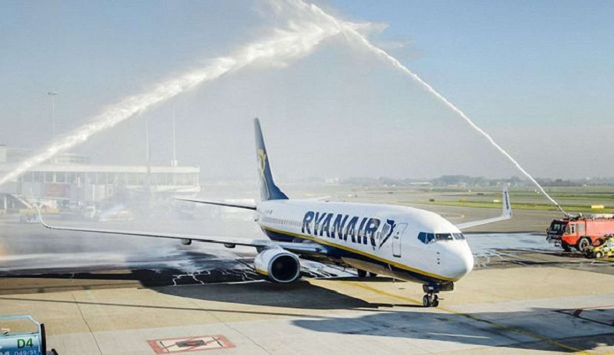Лоукост Ryanair літатиме з Борисполя, — Омелян