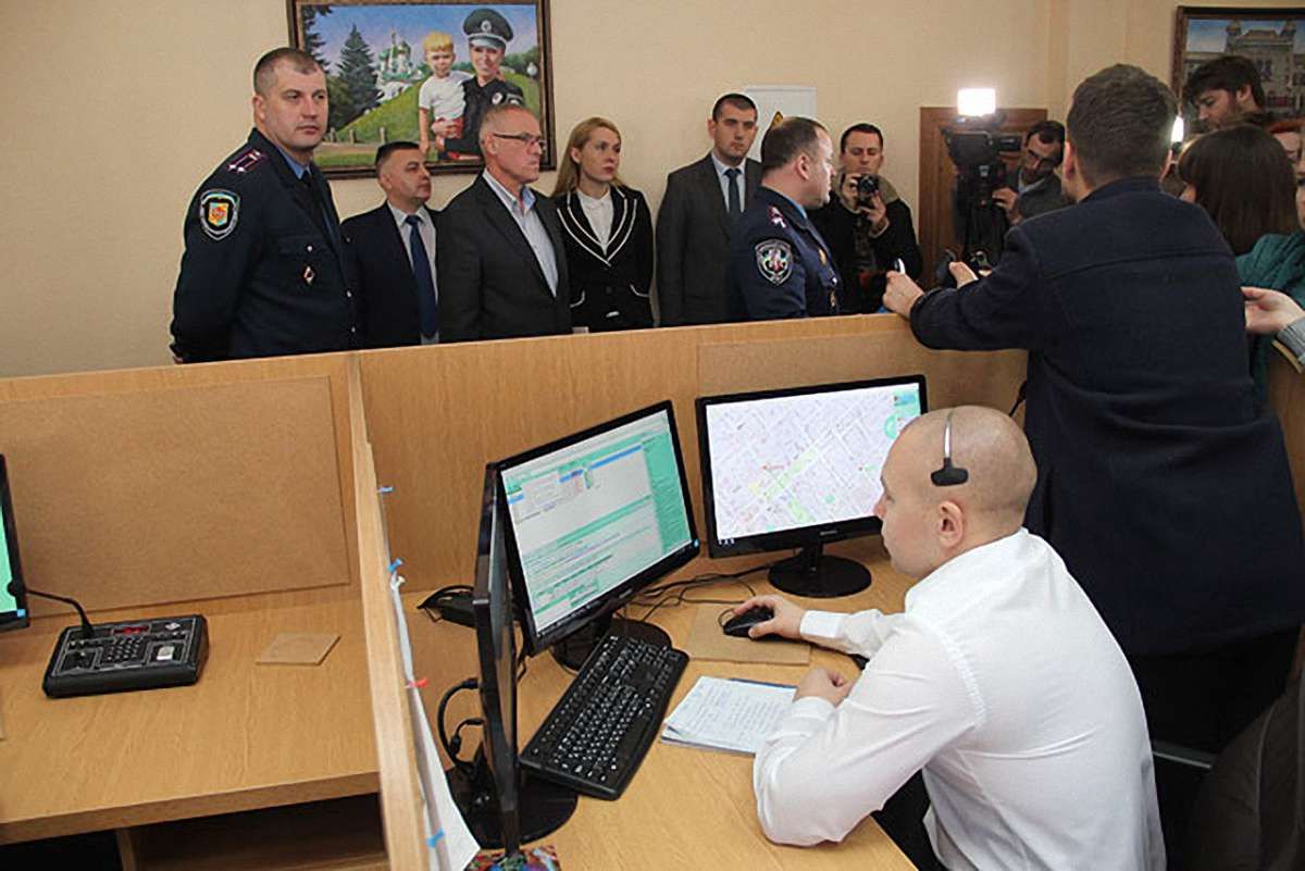 ЄС запускає проект зі створення 20 зразкових відділків поліції в Україні