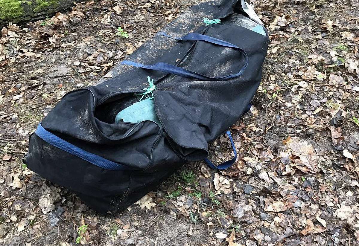 Прикордонники Львівського загону виявили у човнах підготовлені для контрабанди сигарети