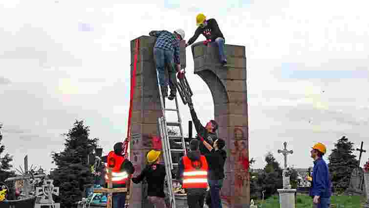 Мінкульт Польщі заявив про законність демонтажу пам'ятника воякам УПА