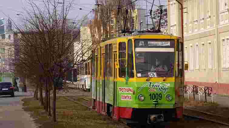 Через ремонт колії трамваї не їздитимуть до львівського залізничного вокзалу п'ять місяців