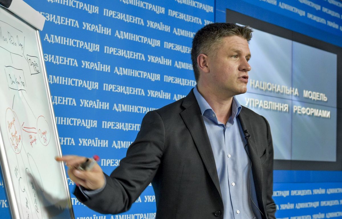 Заступник голови АП звинуватив уряд у затягуванні впровадження стандартів зв'язку 4G в Україні