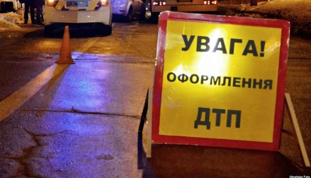 На Вінничині п'яний підліток влаштував ДТП і спалив машину батька