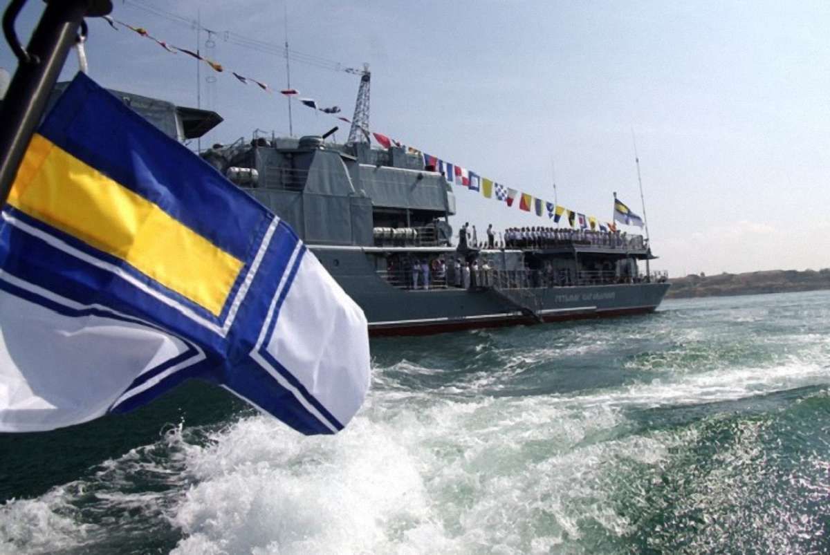 У ВМС попередили про готовність застосувати зброю у разі провокацій в Одесі