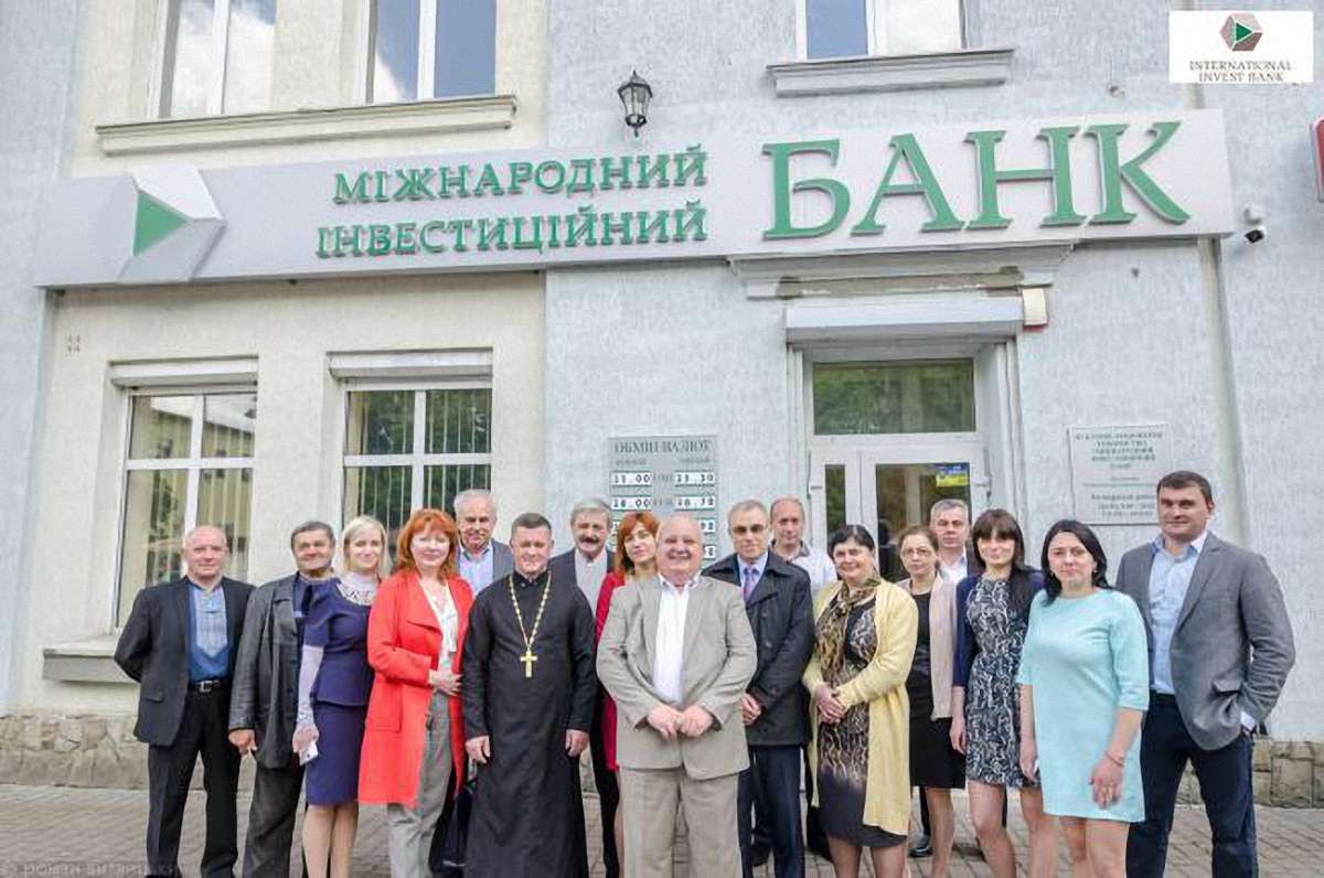 Банк Петра Порошенка збільшив чистий прибуток майже втричі