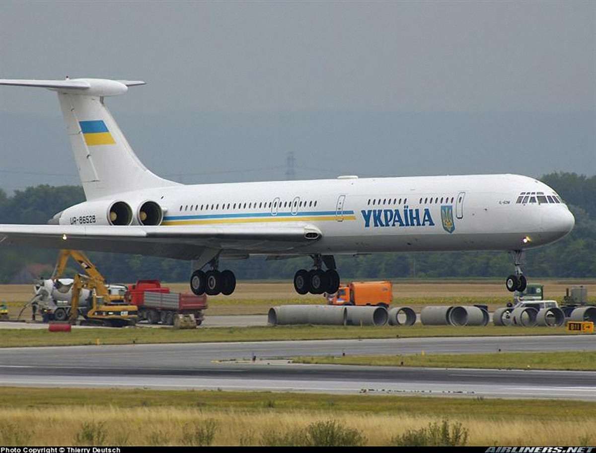 Авіаперельоти делегацій Гройсмана і Парубія оцінили в ₴30 млн