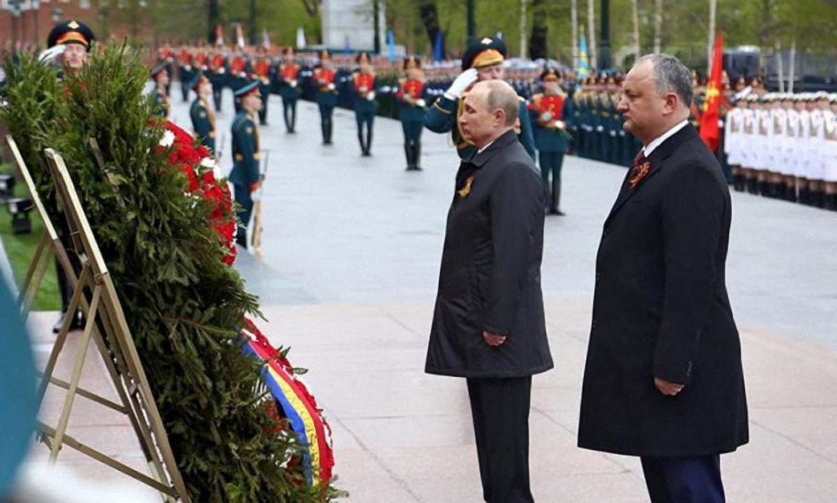 Президент Молдови став єдиним іноземним лідером, який відвідав Москву 9 травня