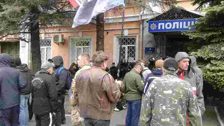У Києві поліція відпустила затриманних 9 травня оунівців