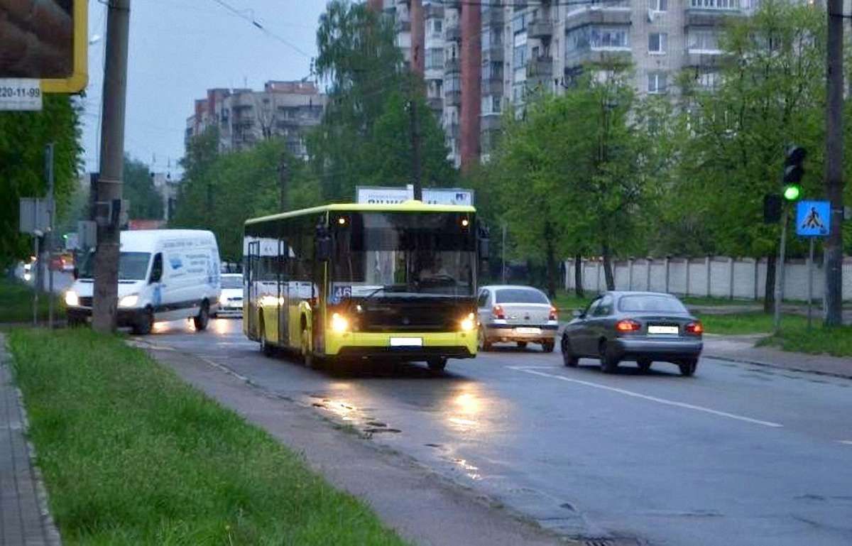 На автобусному маршруті №46 у Львові курсують 10 нових «Електронів»