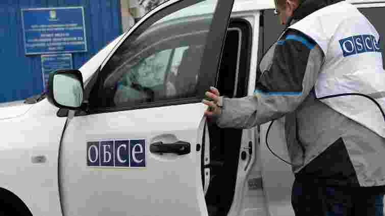 ОБСЄ змінює режим патрулювання на Донбасі через вибух свого автомобіля