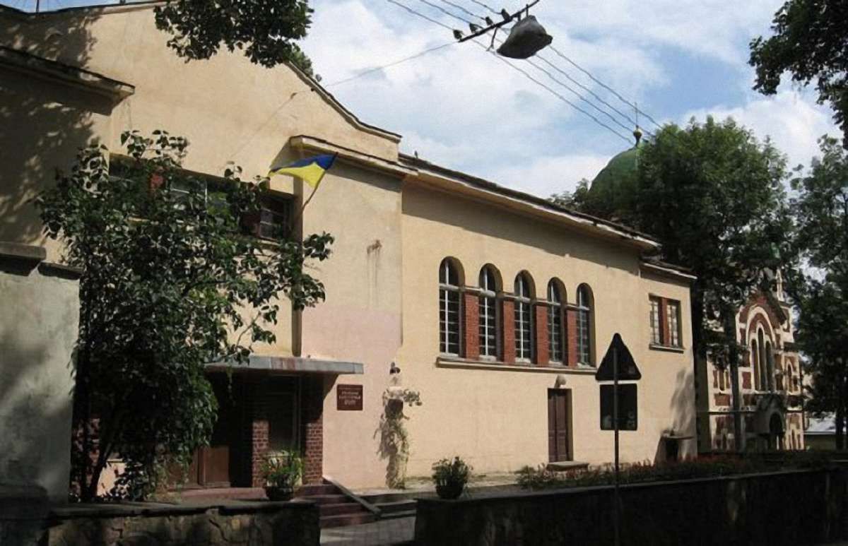 У Львові реконструюють приміщення колишнього Російського культурного центру