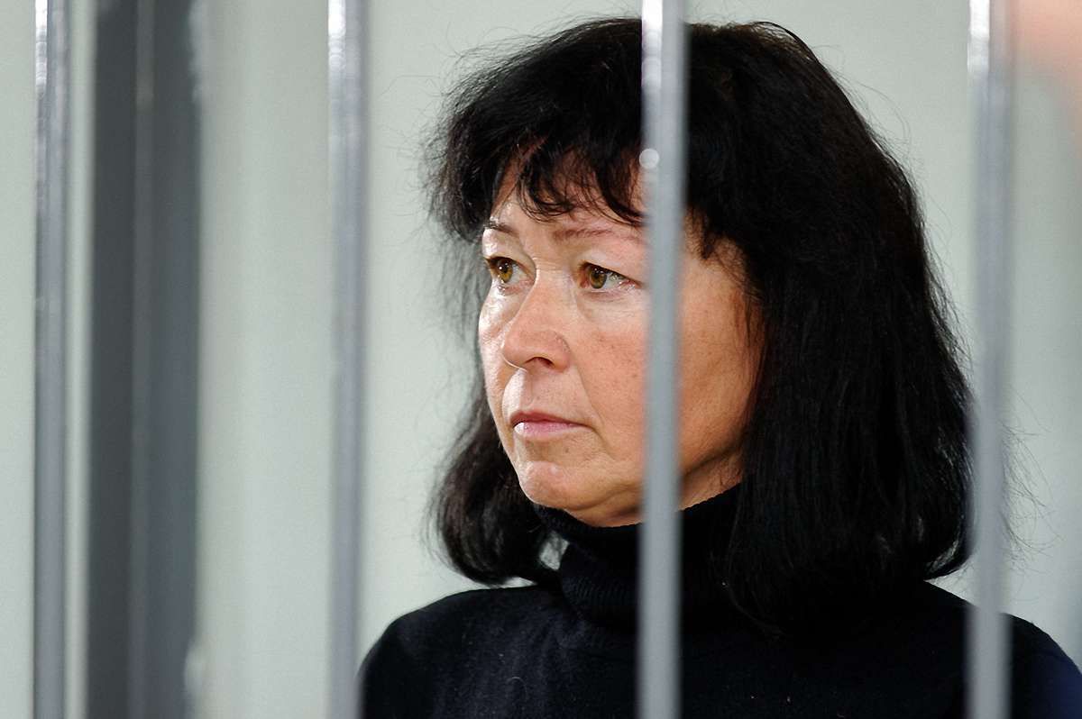 Харківський суд відпустив під домашній арешт вчительку, яка хотіла продати ученицю