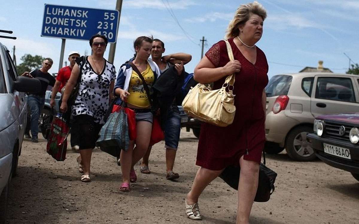 Чверть вимушених переселенців в Україні не планують вертатися на старе місце проживання