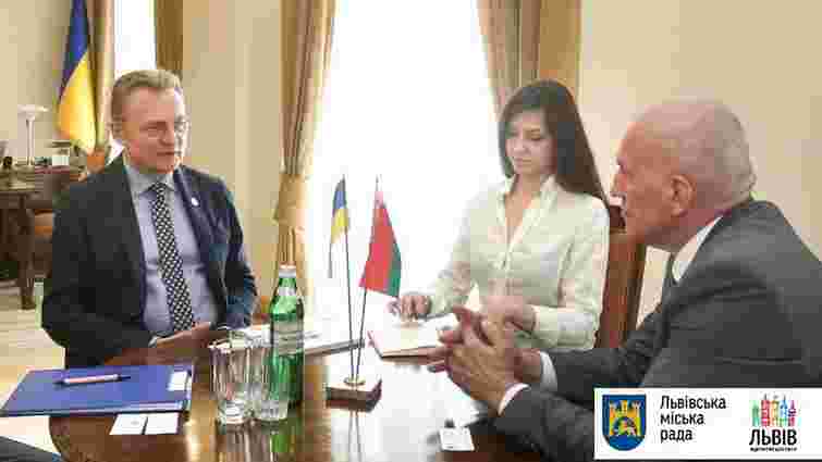 На зустрічі з послом Білорусі мер Львова обговорив перспективи співпраці