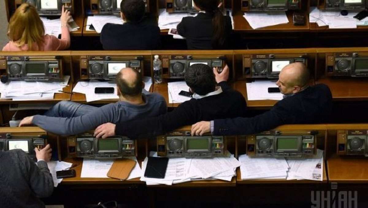 ВРУ провалила законопроект про санкції проти Януковича та його оточення