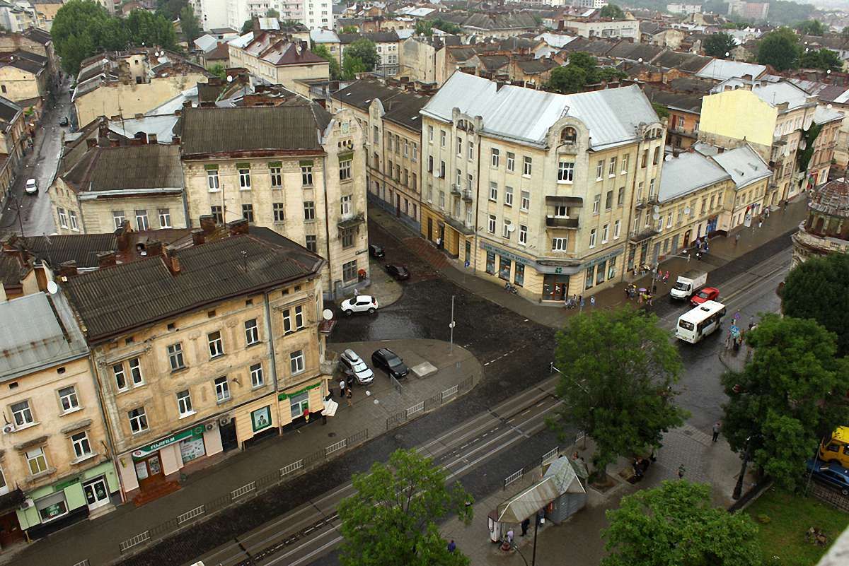 Чиновники Львівської міськради розповіли подробиці афери з комунальним майном