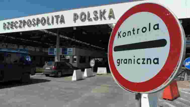 Польща планує збільшити кількість митників на кордоні з Україною через безвізовий режим