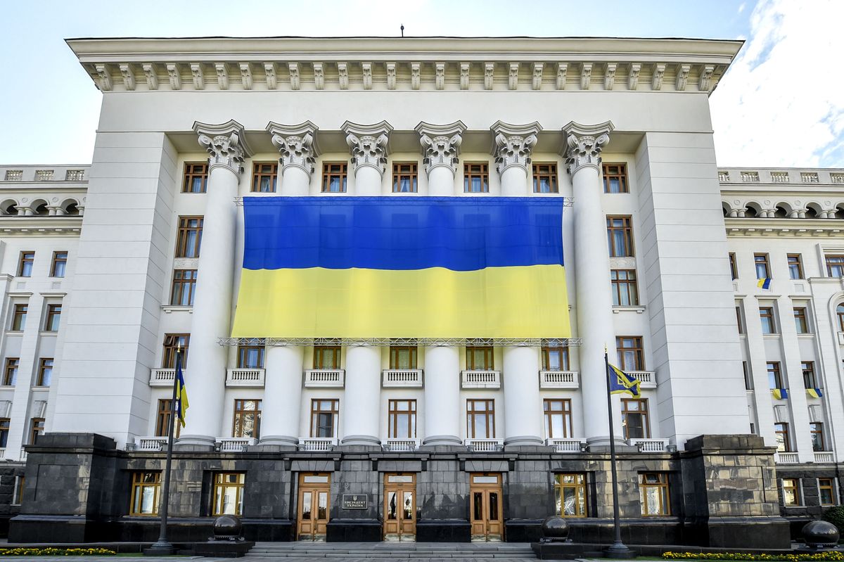 ЗМІ дізналися дані закритого соціологічного дослідження, проведеного на замовлення АП