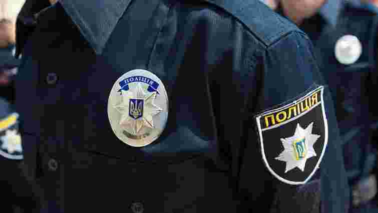 Поліція в Івано-Франківську провела обшуки в міському департаменті освіти 