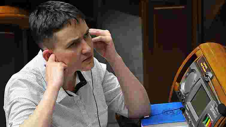 Надія Савченко просить президента ветувати зміни до її закону