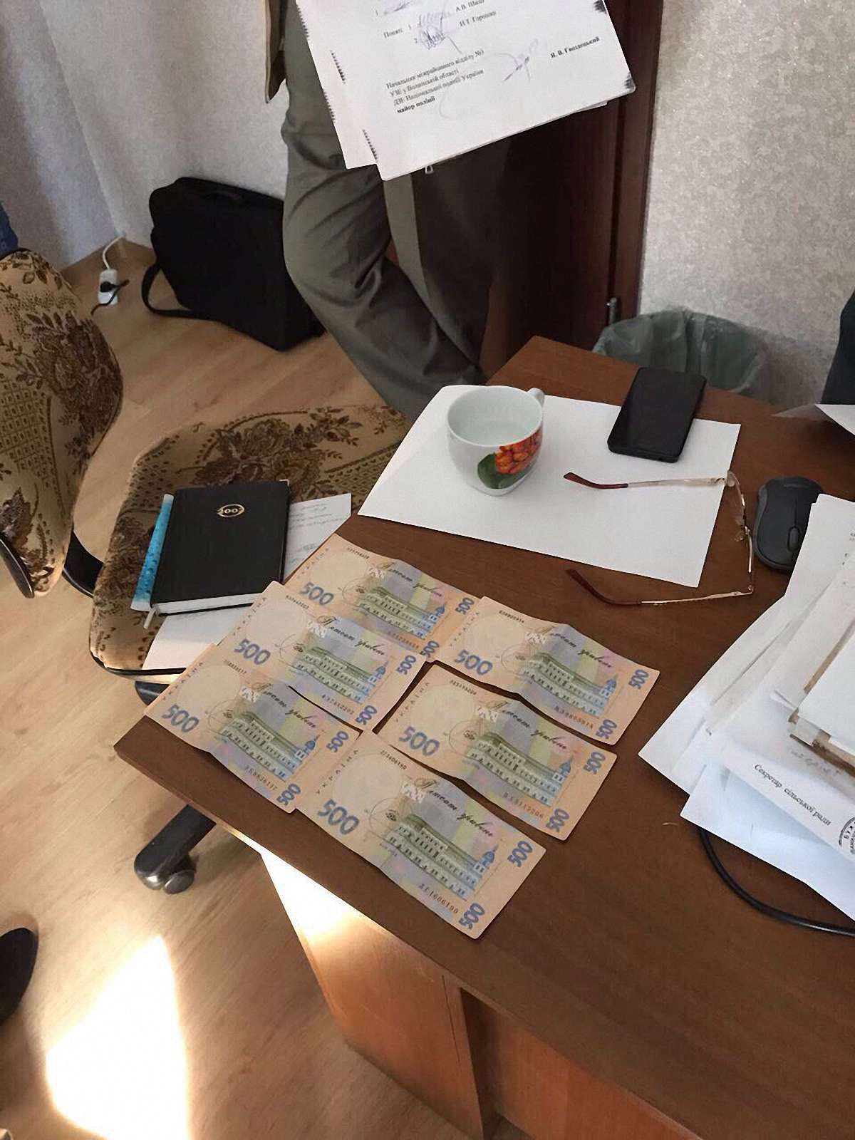 На Волині затримали колишнього голову районного суду із хабарем у ₴10 тис.