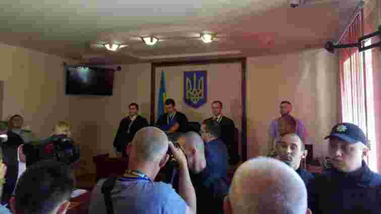 Усіх підозрюваних у стрілянині в Мукачеві звільнили з-під варти