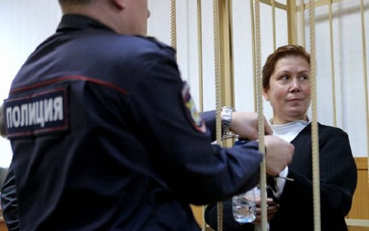 У Росії прокуратура просить умовного терміну для директорки української бібліотеки