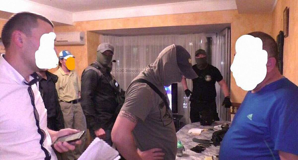 Правоохоронці запобігли викраденню і вивезенню бізнесмена до Росії