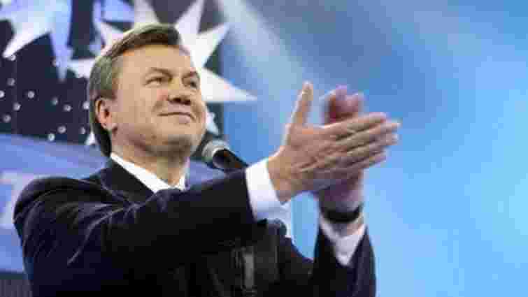 За президентства Януковича 500 спеціальних фірм виводили гроші з України, – Луценко