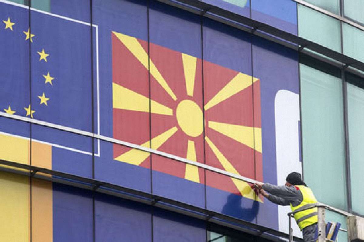 Росія втручається у політику Македонії та балканських країн – розслідування